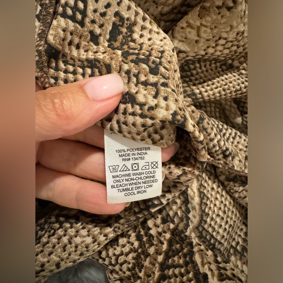 NEW Indulge in style dress. - Picture 5 of 6